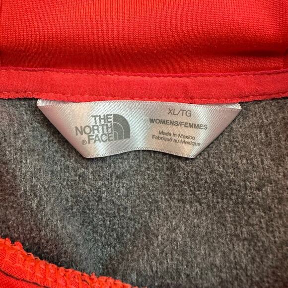 The North Face Performance Hooded Sweatshirt - Picture 5 of 7